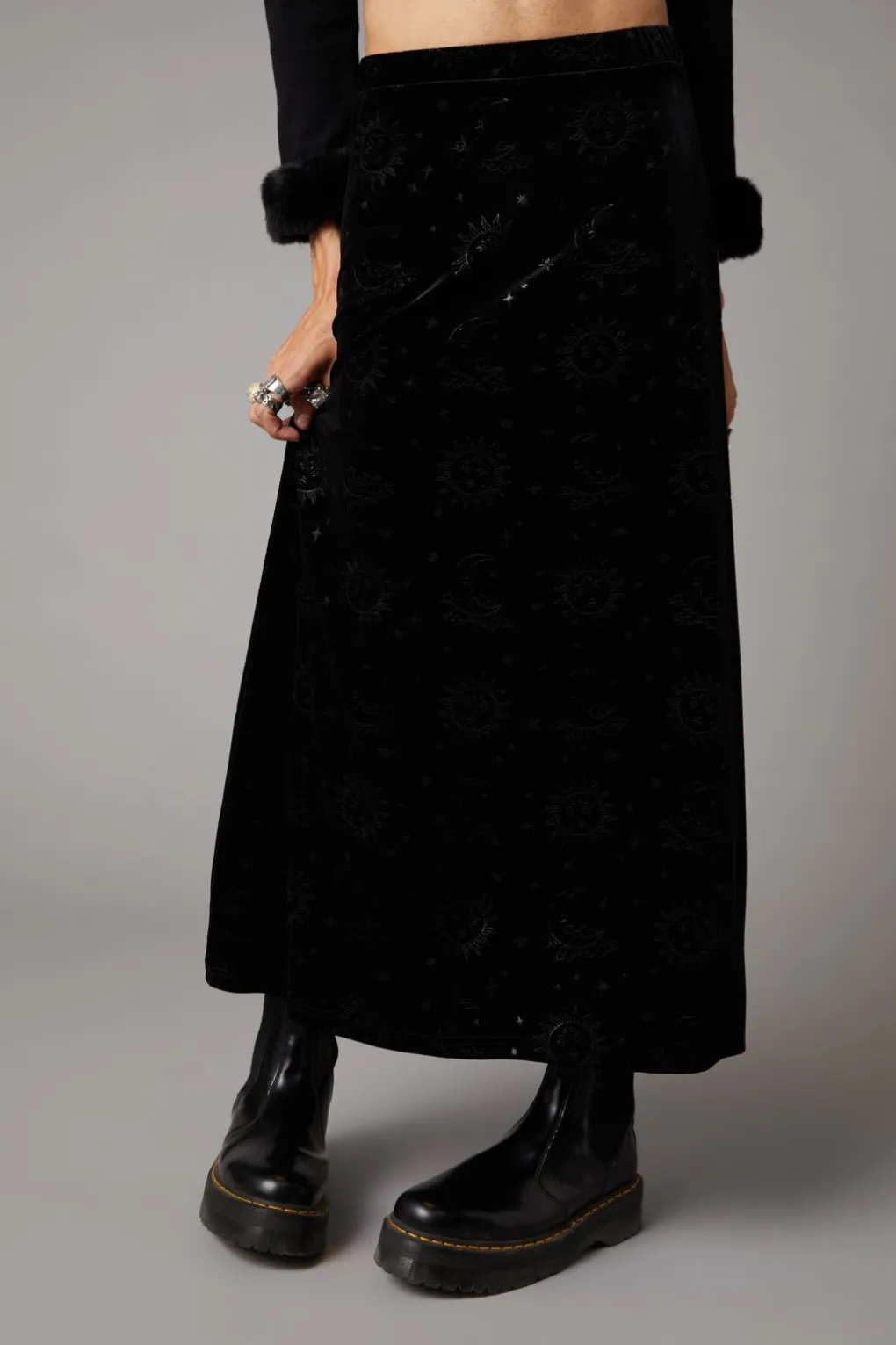 Clairvoyant Skirt