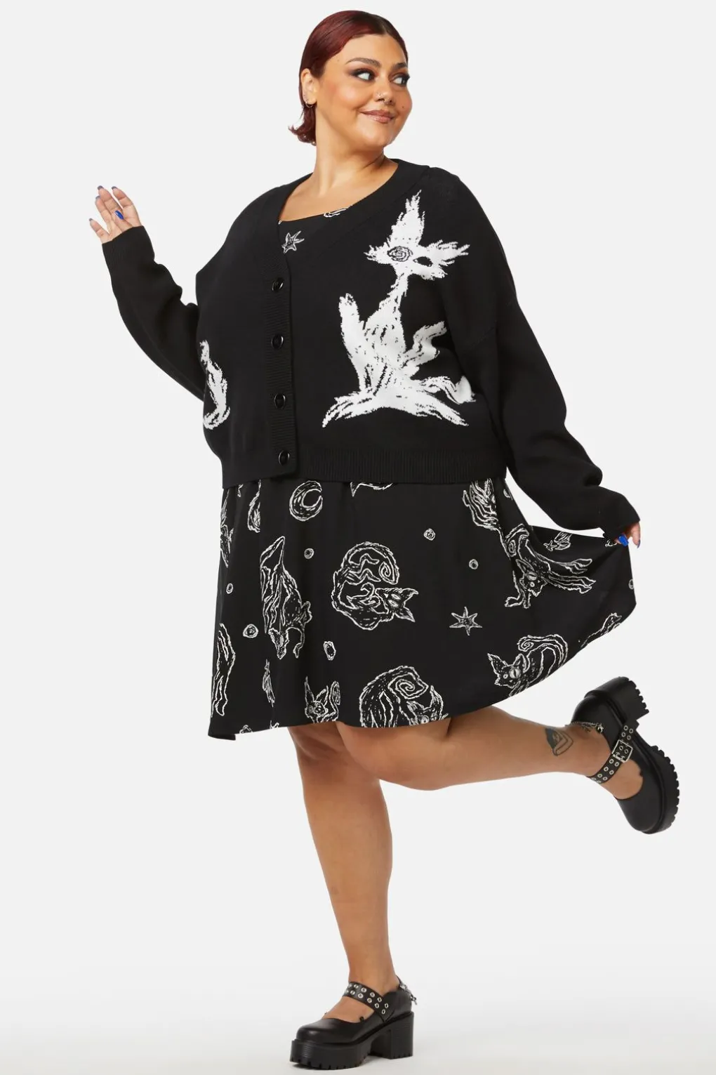 Curve Kitty Cardigan