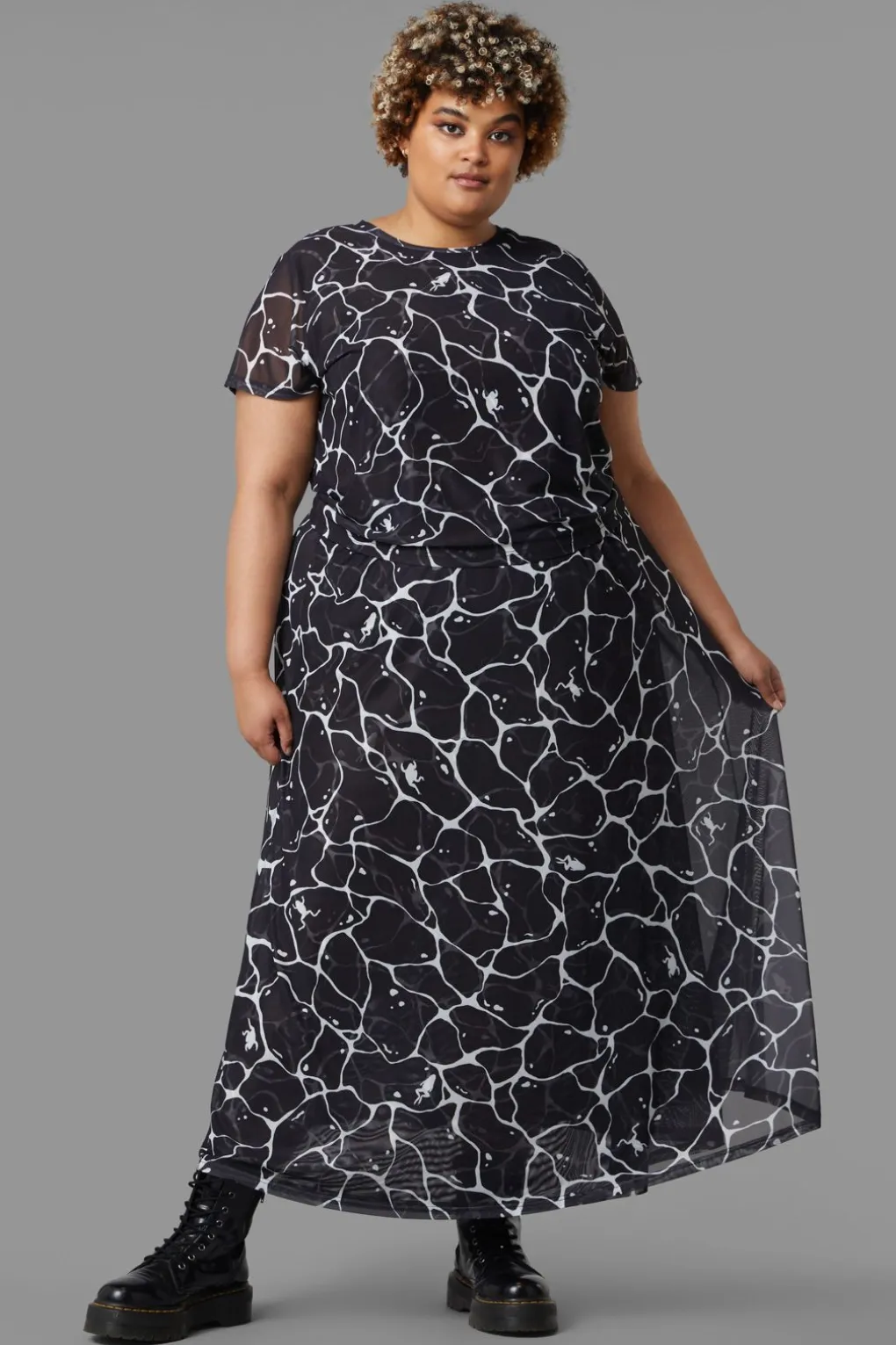 Curve Lily Pad Top