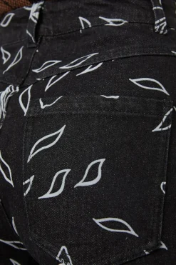 Larvae Flocked Pant