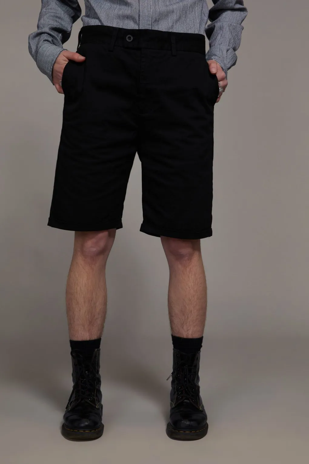 Pistol Short