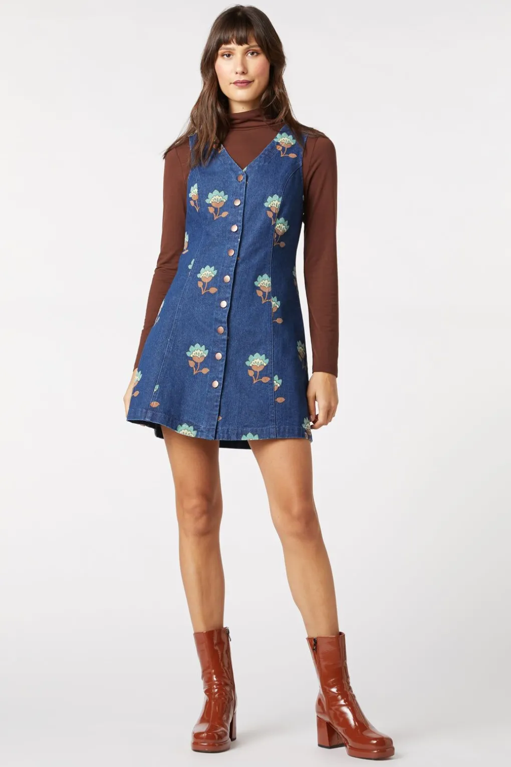Retro Flora Pinny