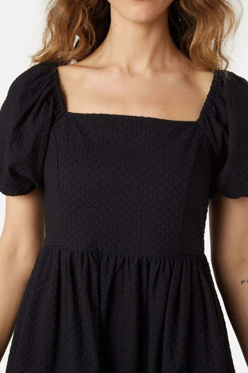 Saskia Dress