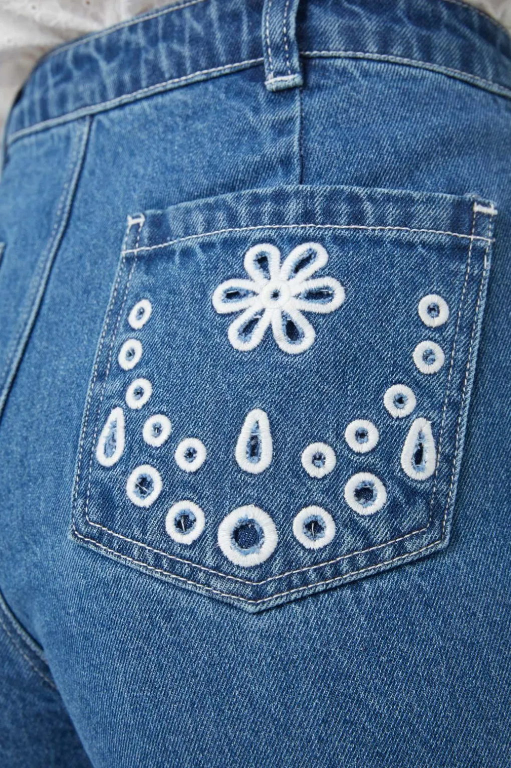 Suzie Scallop Jean